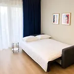 아파트 Flat In