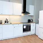 아파트 Flat In
