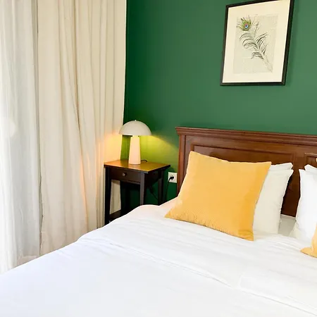 Flat In * Kavala