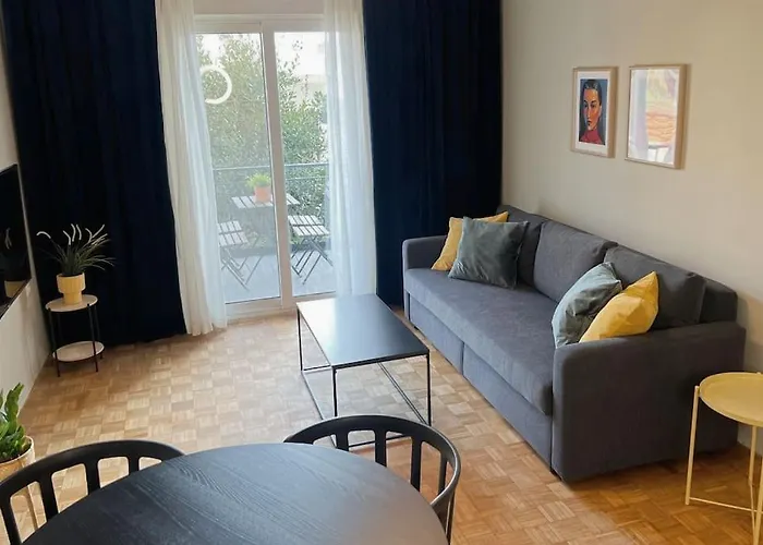 Apartament Flat In *