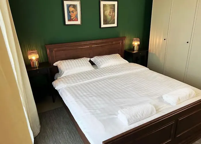 Apartament Flat In *